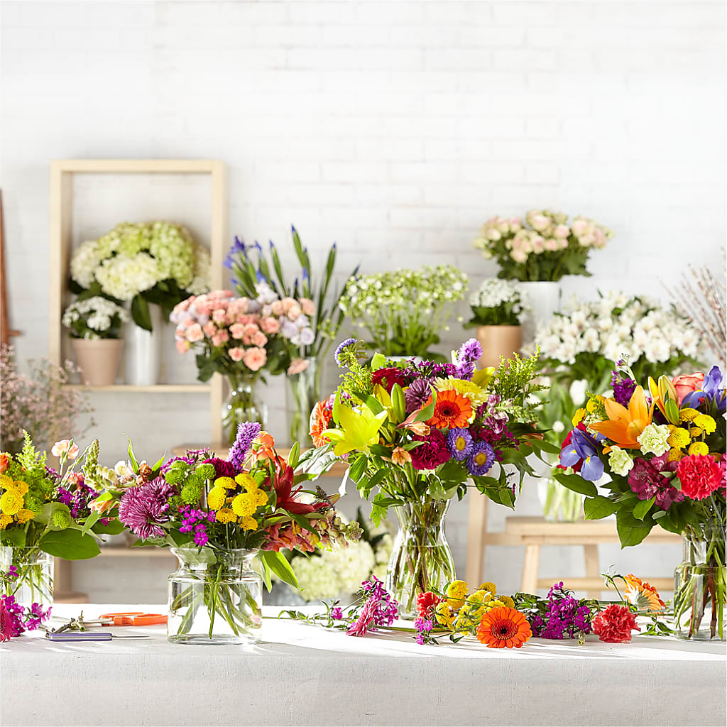 Bold & Bright – A Florist Original – Lansing Gardens, Lansing MI