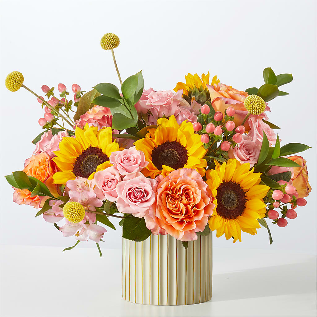 Sun's Out Bouquet – Lansing Gardens, Lansing MI