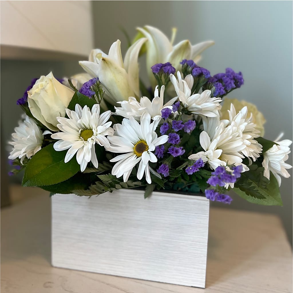 Beyond Blue Box Bouquet – Lansing Gardens, Lansing MI