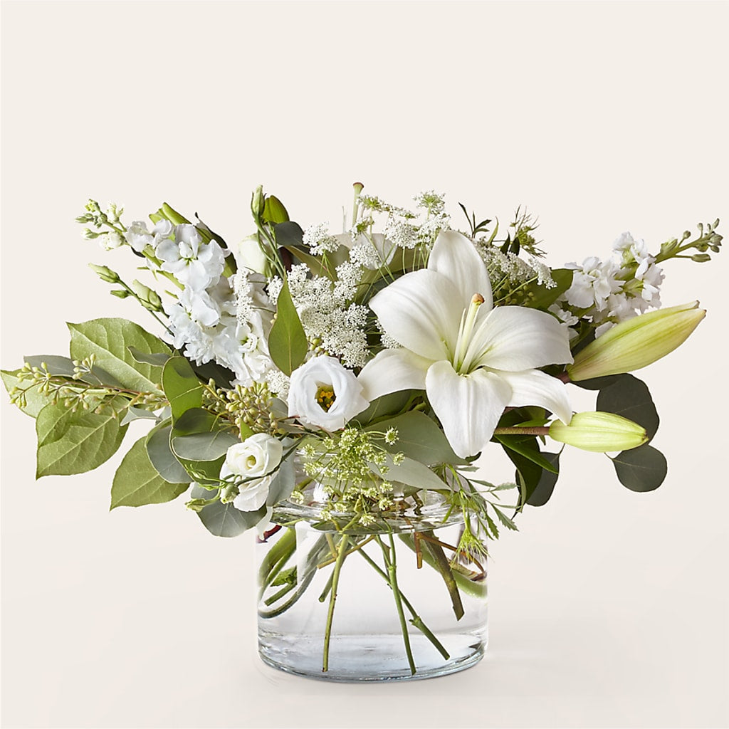 Alluring Elegance Bouquet – Lansing Gardens, Lansing MI