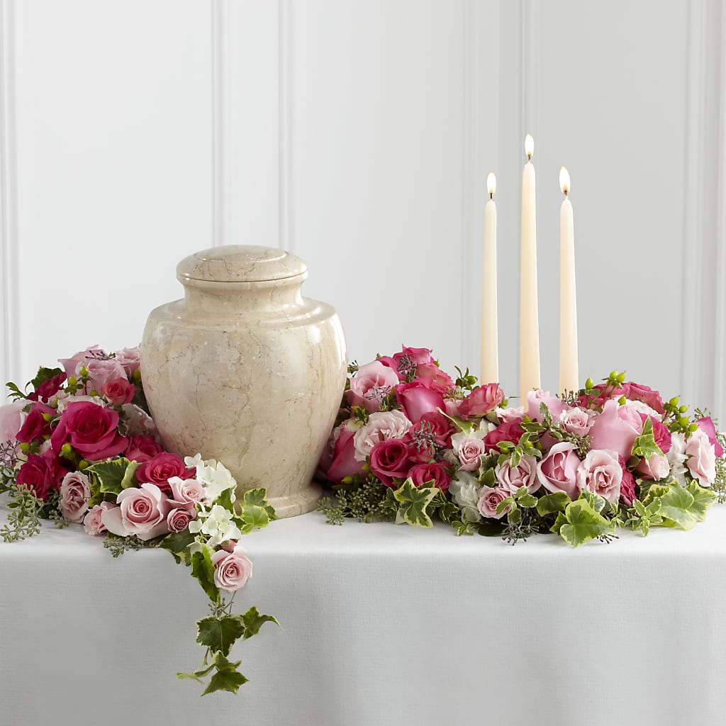 Remembrance Arrangement – Lansing Gardens, Lansing MI