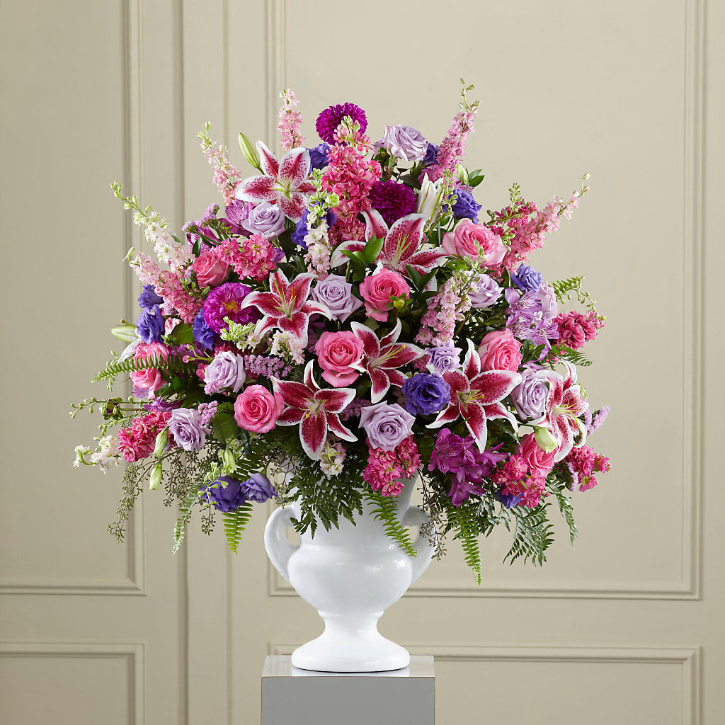 Peaceful Tribute Arrangement – Lansing Gardens, Lansing MI