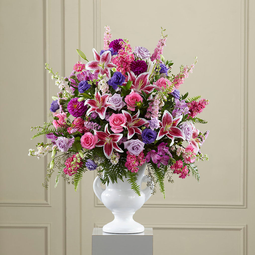 Peaceful Tribute Arrangement – Lansing Gardens, Lansing MI
