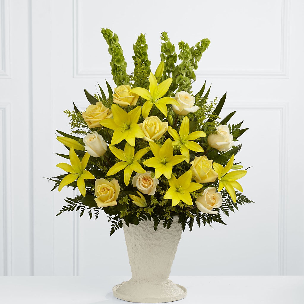 Golden Memories Arrangement – Lansing Gardens, Lansing MI