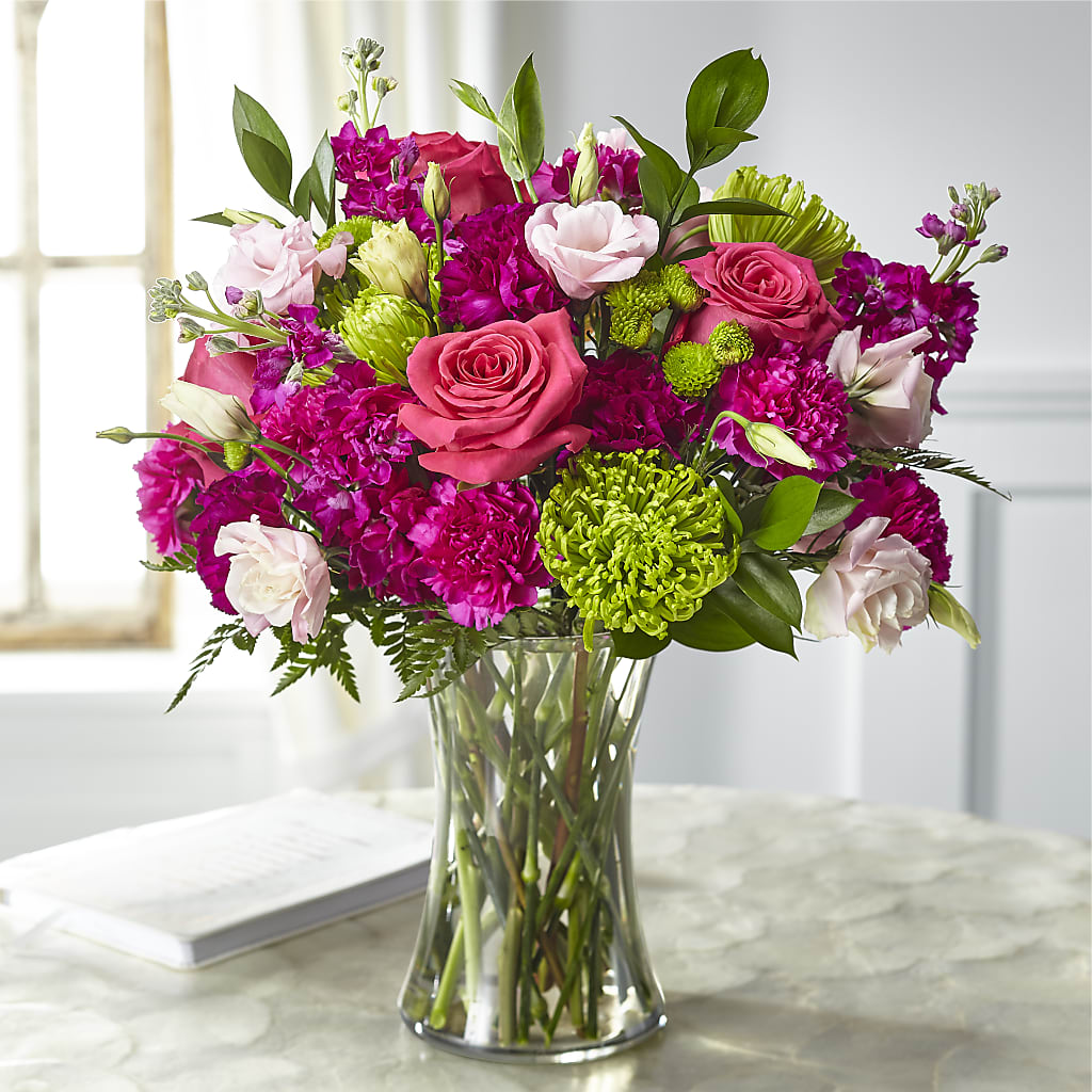 Everlasting Embrace Bouquet – Lansing Gardens, Lansing MI