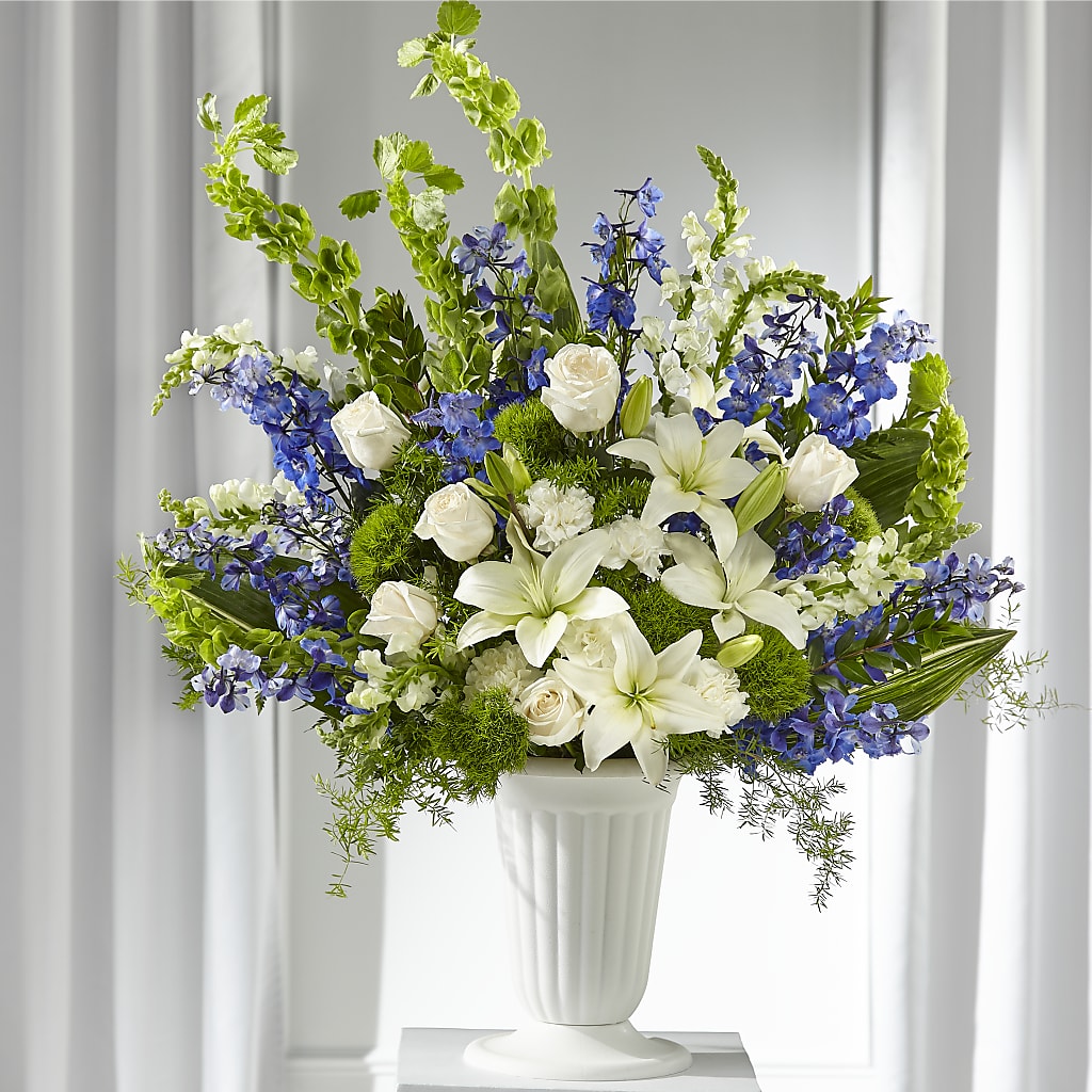 Heartfelt Hope Arrangement – Lansing Gardens, Lansing MI