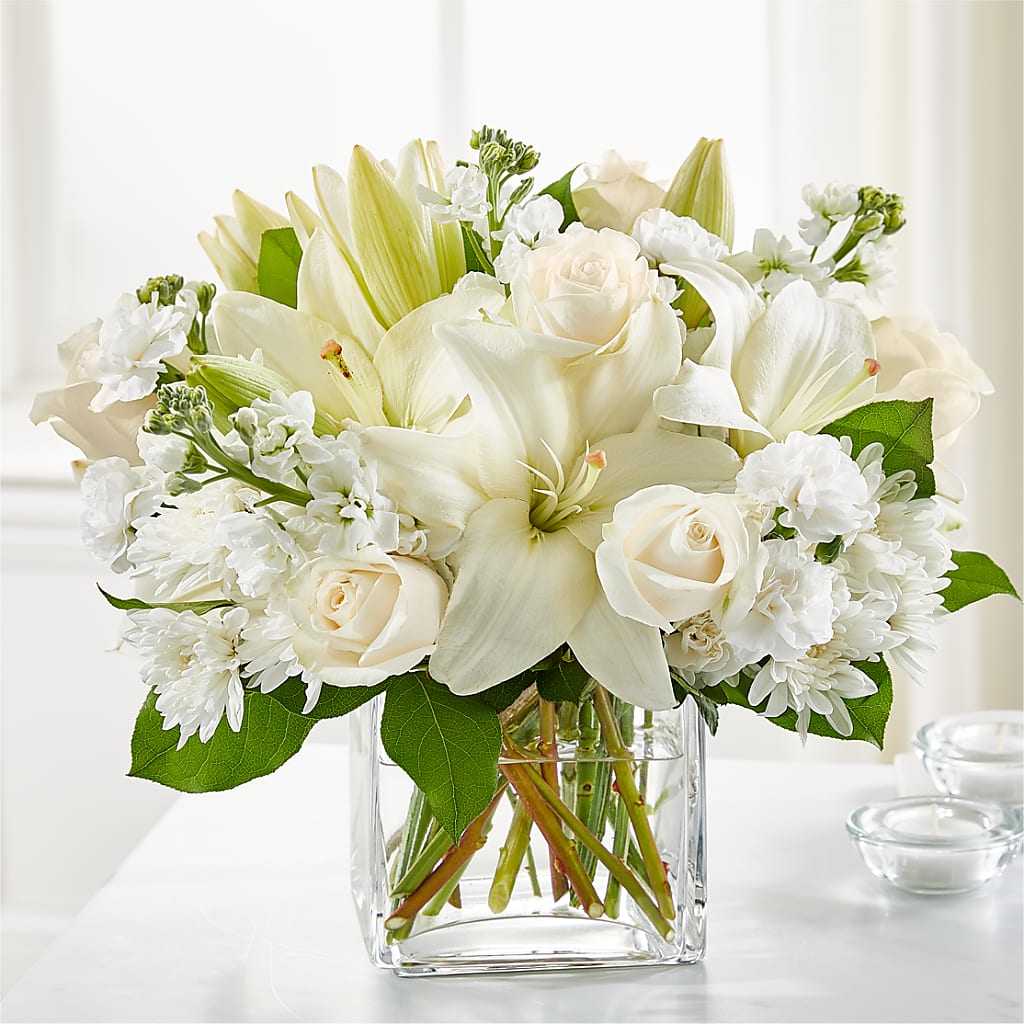 Gentle Breeze Bouquet – Lansing Gardens, Lansing MI