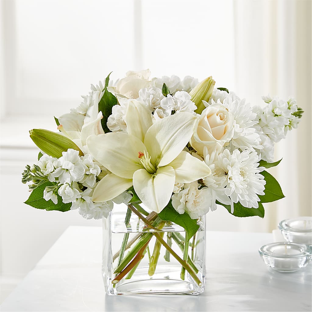 Gentle Breeze Bouquet – Lansing Gardens, Lansing MI