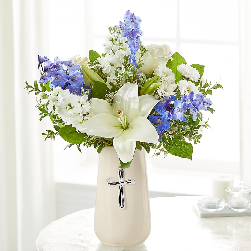 Heavenly Blossoms Bouquet – Lansing Gardens, Lansing MI