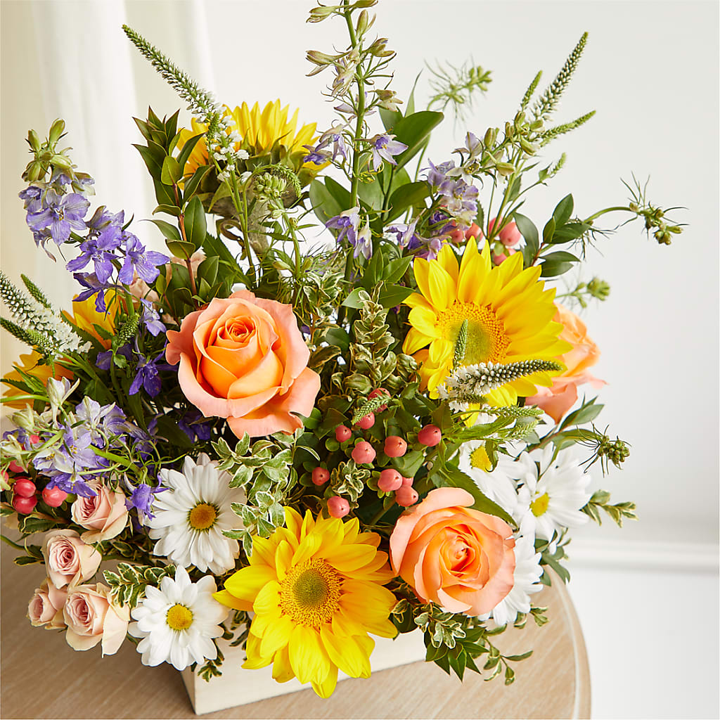 The Good Life Bouquet –  Lansing Gardens, Lansing MI