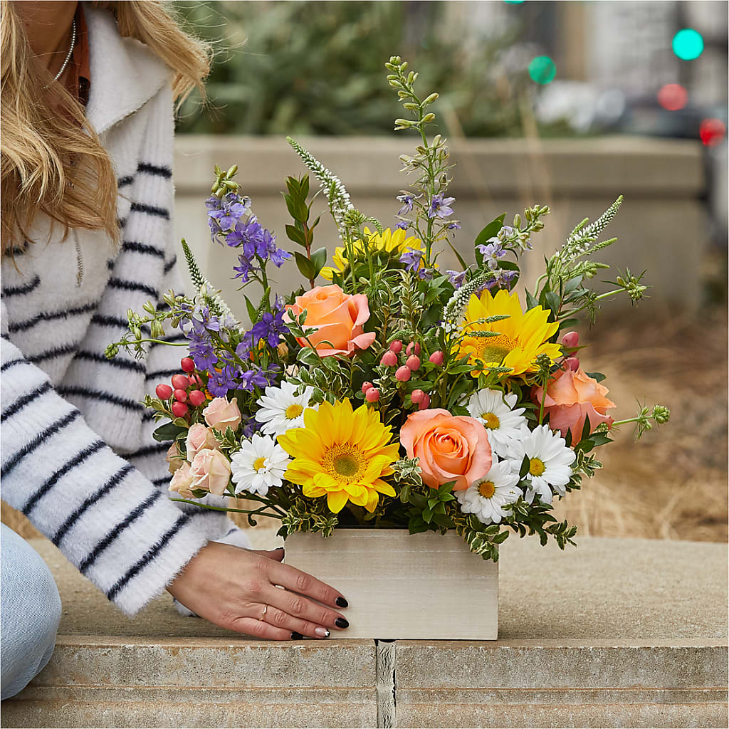 The Good Life Bouquet –  Lansing Gardens, Lansing MI