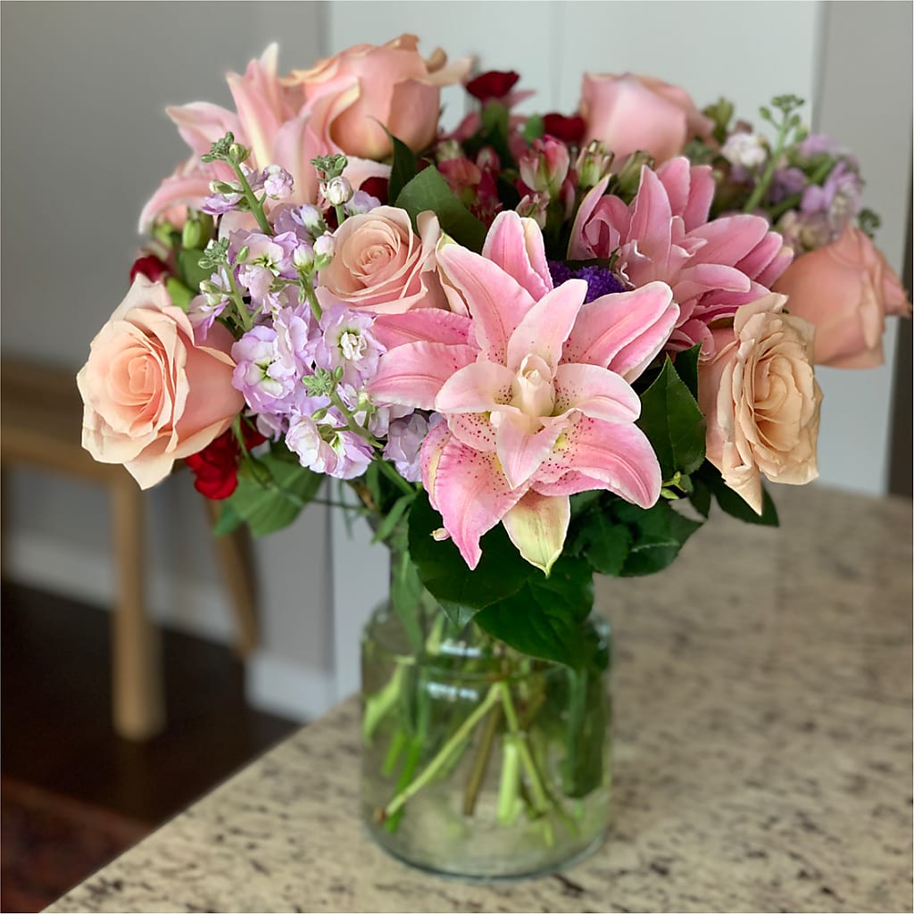 Romantique Bouquet –  Lansing Gardens, Lansing MI