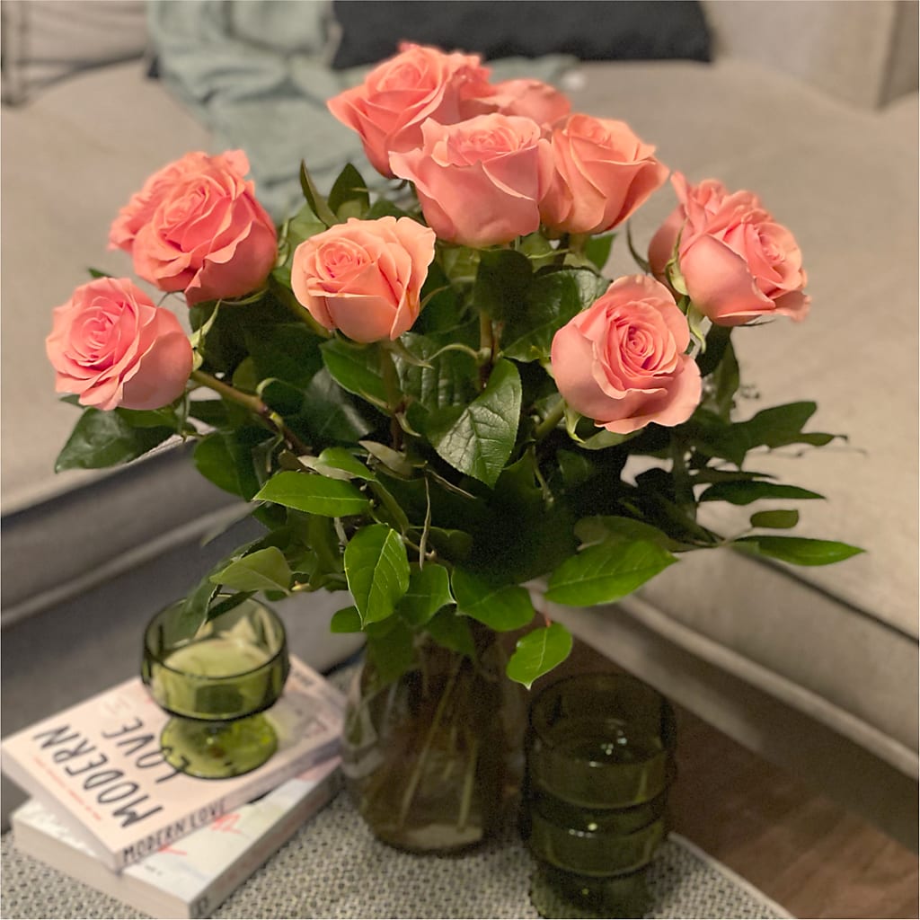 Long Stem Pink Rose Bouquet –  Lansing Gardens, Lansing MI