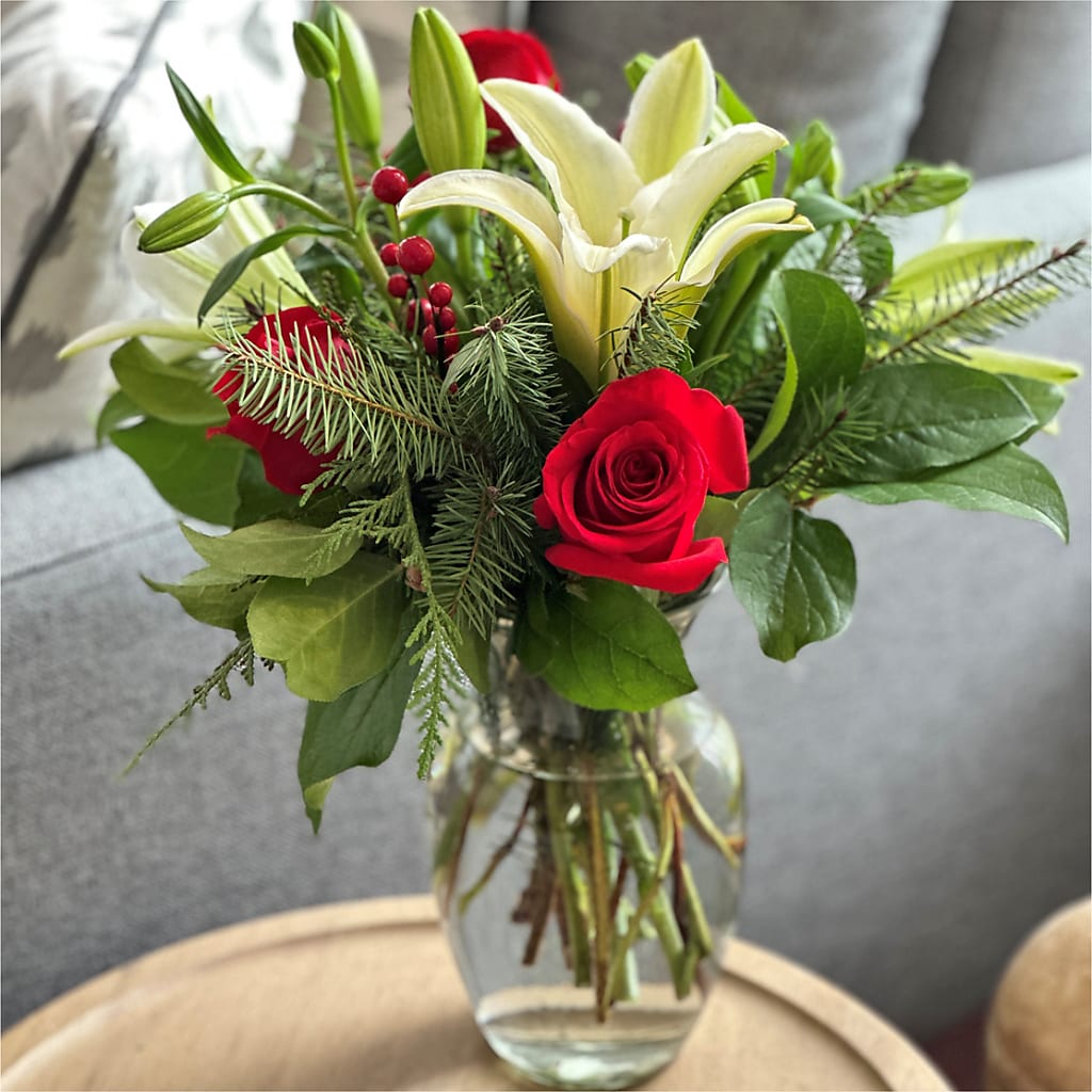 Sparkling Snowflakes Bouquet –  Lansing Gardens, Lansing MI