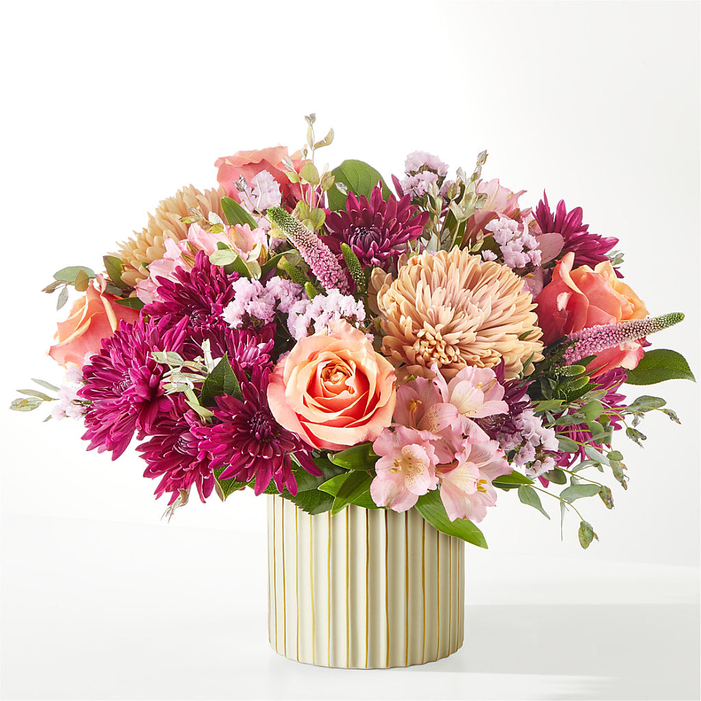 Berry Cobbler Bouquet with Ivory Vase –  Lansing Gardens, Lansing MI