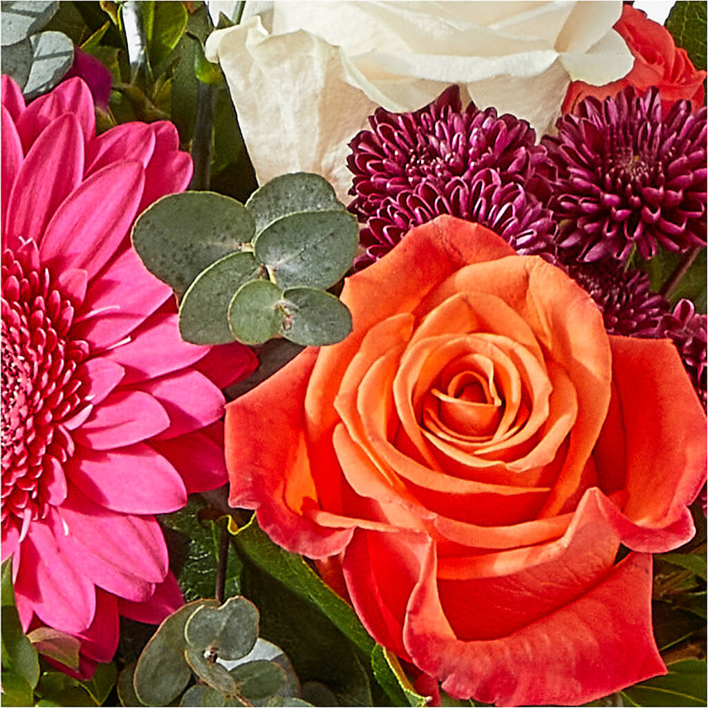Smell the Roses Bouquet –  Lansing Gardens, Lansing MI